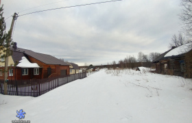 Центральная 42