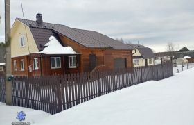 Центральная 42