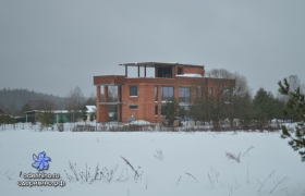 Центральная 49